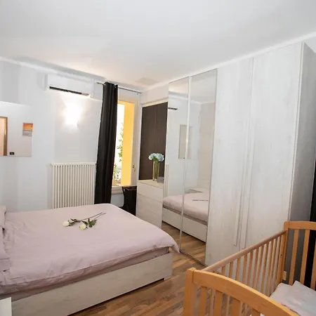 La Corte Charme Diaz Appartement *